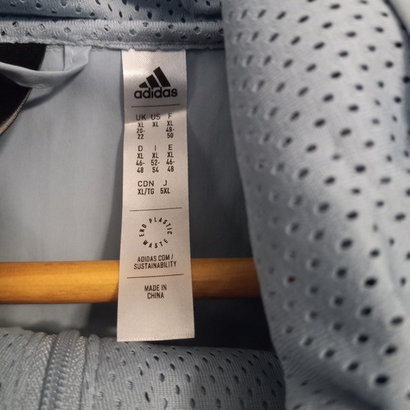 Adidas -  City Escape Jacket- Women's- SZ XL- NWT - Picture 7 of 11